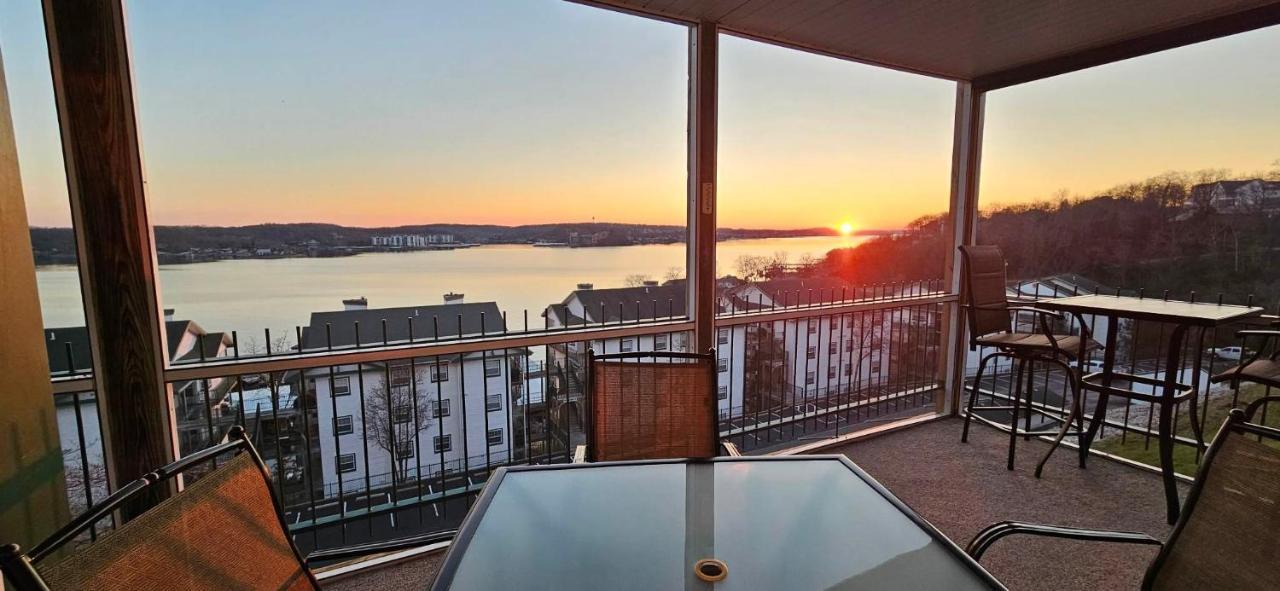 Gourgeous Lake Views, Amazing Susets, On Main Channel Lake Ozark Zewnętrze zdjęcie